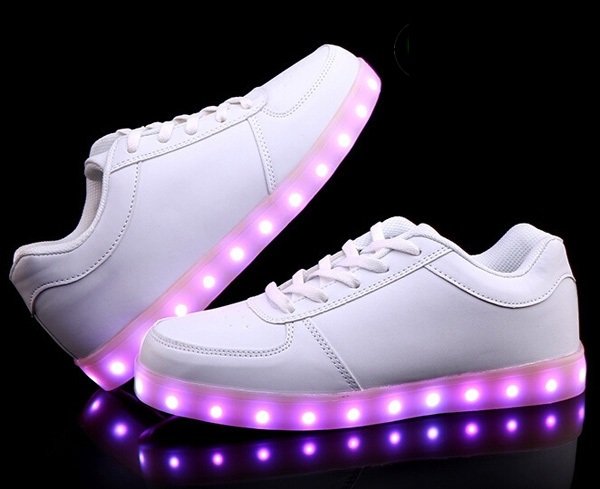presenter för barn LED-skor